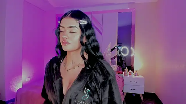 EmmaStonns online show from 11-12-25, 01:48