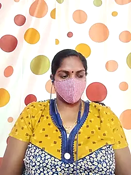 Snapshot of Tamil_Abinaya chatting on 11-19-25, 04:56 Tamil Abinaya online show from 11-19-25, 04:56