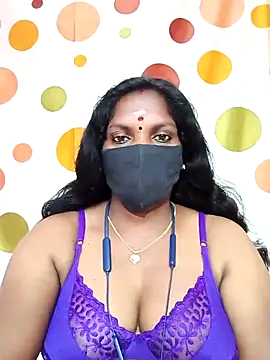 Snapshot of Tamil_Abinaya chatting on 09-21-25, 04:45 Tamil Abinaya online show from 09-21-25, 04:45