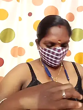 Snapshot of Tamil_Abinaya chatting on 05-15-26, 04:49 Tamil Abinaya online show from 05-15-26, 04:49