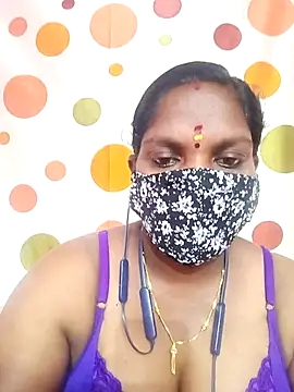 Snapshot of Tamil_Abinaya chatting on 10-11-25, 05:14 Tamil Abinaya online show from 10-11-25, 05:14
