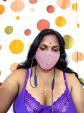 Snapshot of Tamil_Abinaya chatting on 10-05-25, 04:31 Tamil Abinaya online show from 10-05-25, 04:31