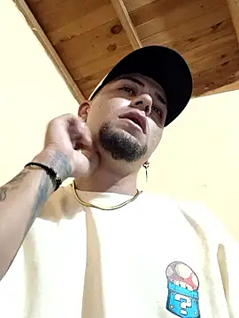 Juuaanp3 online show from 01-05-26, 11:19