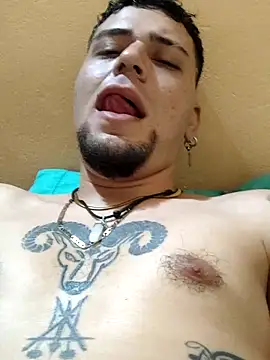 Juuaanp3 online show from 12-14-25, 09:15