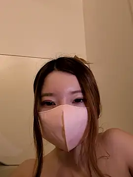 Snapshot of yuuhichan chatting on 05-20-26, 03:53 yuuhichan online show from 05-20-26, 03:53