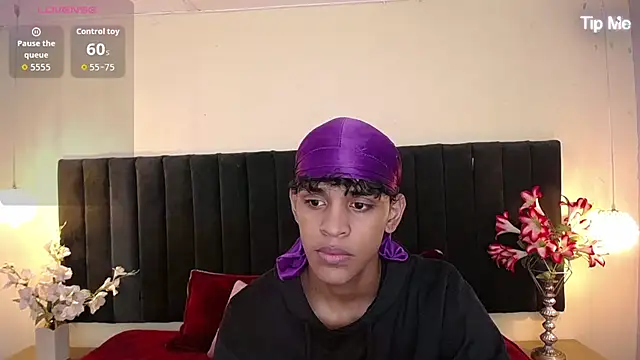 jhos padill online show from 11-12-25, 01:26