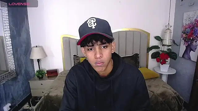 jhos padill online show from 12-17-25, 01:16