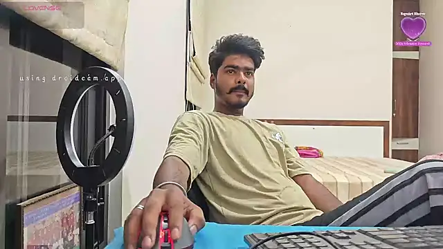 Snapshot of mrbuddy85 chatting on 10-17-25, 05:15 mrbuddy85 online show from 10-17-25, 05:15