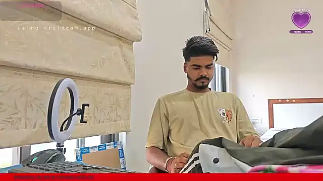 Snapshot of mrbuddy85 chatting on 11-05-25, 10:18 mrbuddy85 online show from 11-05-25, 10:18