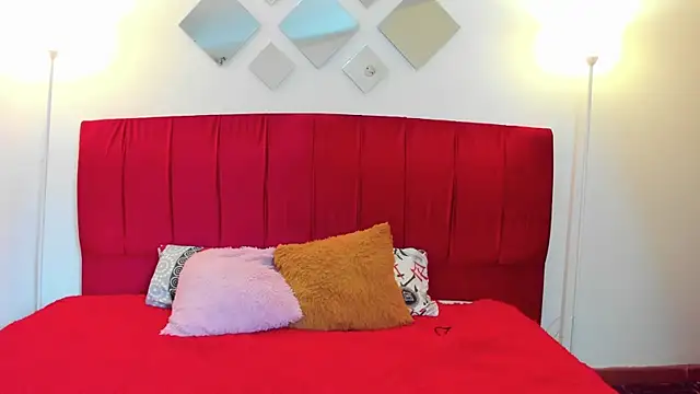 Electra  moon online show from 10-18-25, 02:24