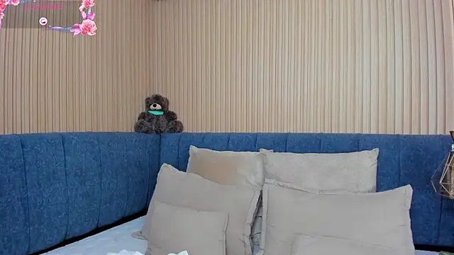 angel ponce online show from 12-16-25, 07:07