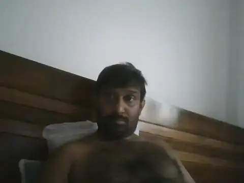 Snapshot of Chathutharu chatting on 11-03-25, 01:22 Chathutharu online show from 11-03-25, 01:22