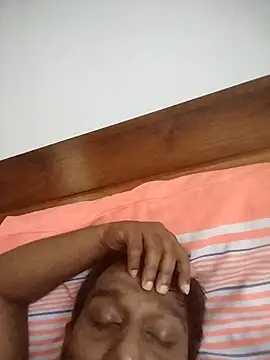 Snapshot of Chathutharu chatting on 11-01-25, 10:42 Chathutharu online show from 11-01-25, 10:42