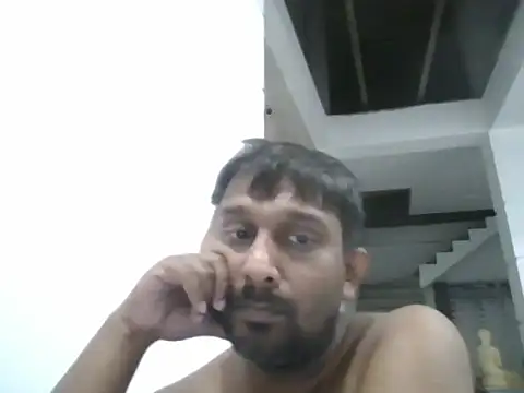 Snapshot of Chathutharu chatting on 10-12-25, 04:52 Chathutharu online show from 10-12-25, 04:52