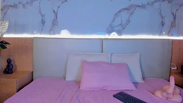 Celeste-Evanns online show from 11-14-25, 08:12