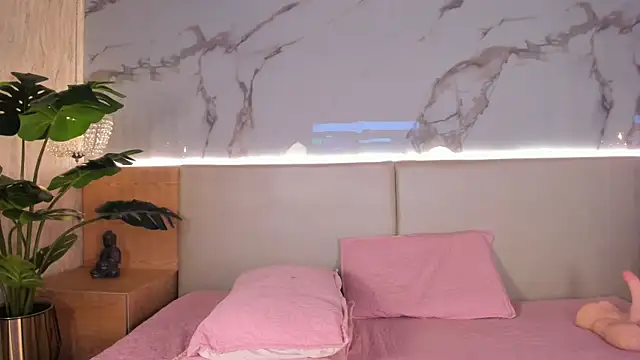 Celeste-Evanns online show from 10-28-25, 08:08