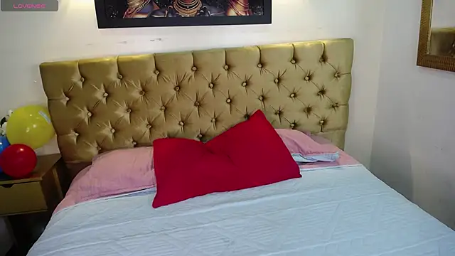 tiiny emilly online show from 11-15-25, 04:55