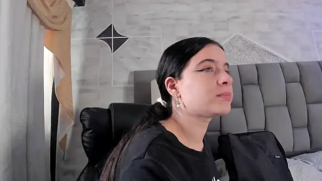 ChannelWhite  online show from 10-16-25, 09:01