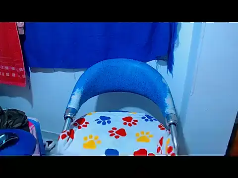 Snapshot of davidcutterr chatting on 09-19-25, 02:59 davidcutterr online show from 09-19-25, 02:59