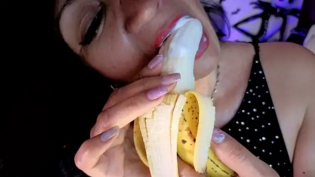 Ternura Prohibida online show from 10-27-25, 02:34