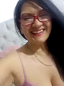 Ternura Prohibida online show from 11-18-25, 11:37