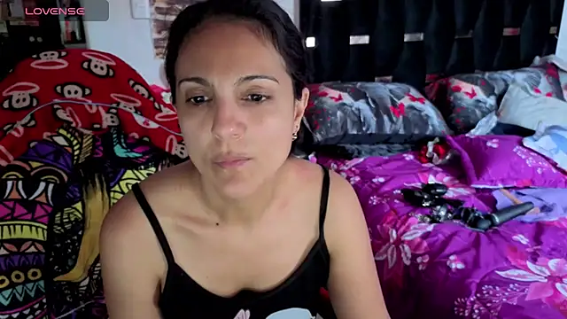 Snapshot of BasmaHernandez chatting on 07-10-26, 03:01 BasmaHernandez online show from 07-10-26, 03:01