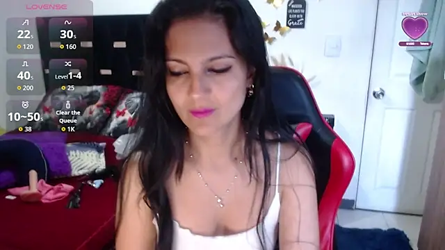 BasmaHernandez online show from 11-13-25, 01:04