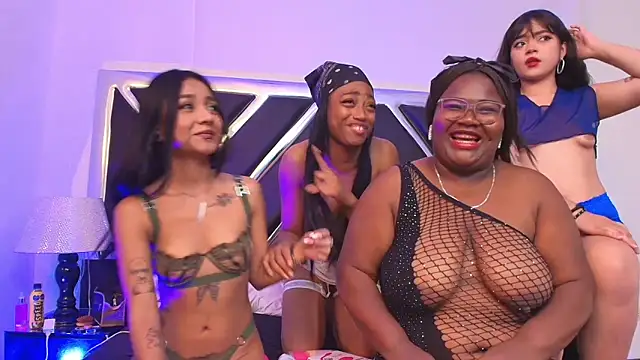 ElisabettaMonroy online show from 11-21-25, 10:20