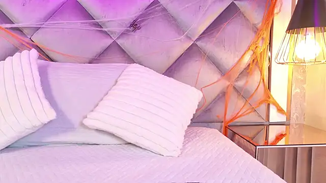 gemma sm online show from 10-21-25, 03:06