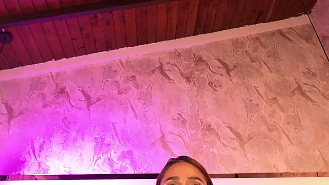 gemma sm online show from 12-22-25, 03:28