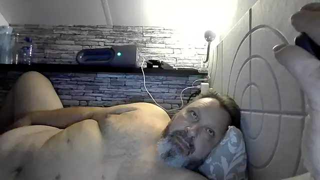 Snapshot of BigMan738@xh chatting on 05-24-26, 09:04 BigMan738xh online show from 05-24-26, 09:04