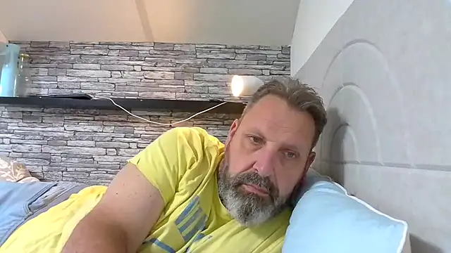 Snapshot of BigMan738@xh chatting on 07-22-26, 06:54 BigMan738xh online show from 07-22-26, 06:54