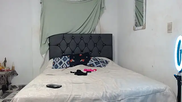 Angeliicaxx online show from 09-26-25, 02:07