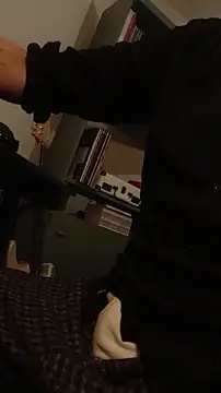 Mrkurt86 online show from 11-19-25, 01:44