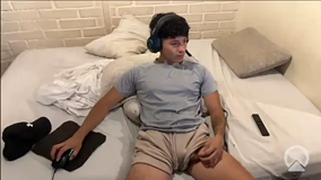 feeelipe2007 online show from 02-11-26, 11:15