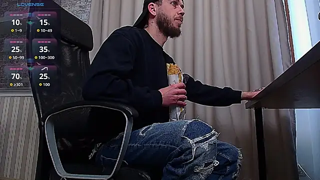 JonahShaw online show from 03-11-26, 05:34