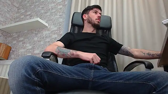 JonahShaw online show from 11-19-25, 05:18