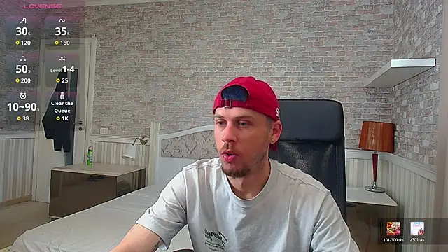 Snapshot of JonahShaw chatting on 05-16-26, 04:55 JonahShaw online show from 05-16-26, 04:55