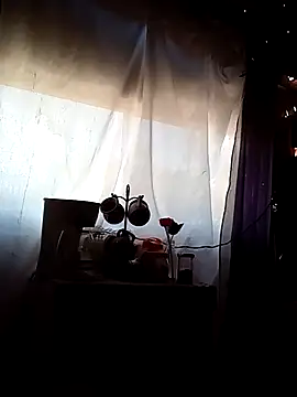 Snapshot of LUISSLEONN0958 chatting on 11-03-25, 08:23 LUISSLEONN0958 online show from 11-03-25, 08:23