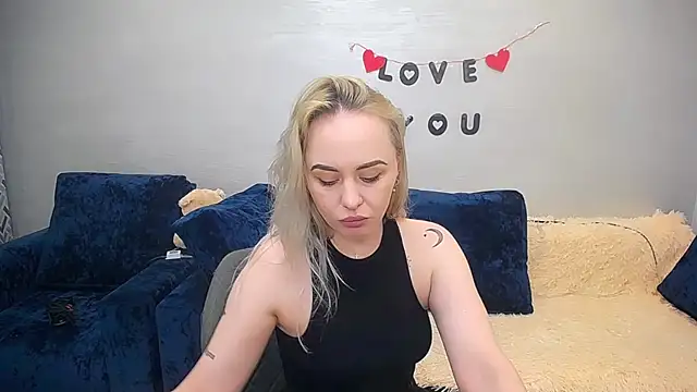 LiluMoon   online show from 04-01-26, 12:17