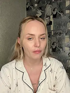 LiluMoon   online show from 03-30-26, 08:10