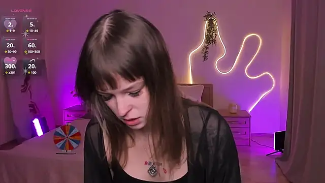 Lisa Blossom online show from 03-25-26, 06:02