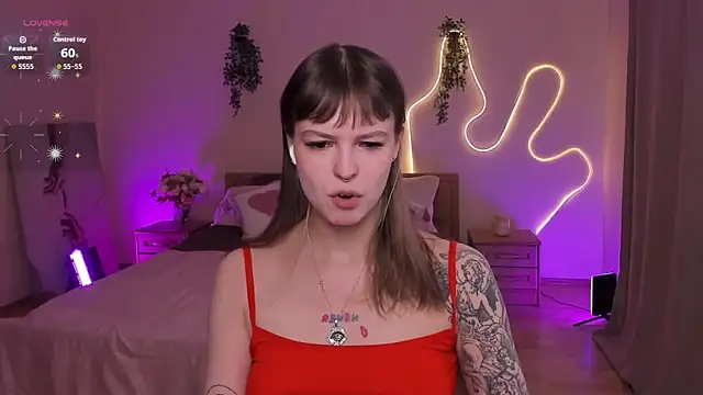 Lisa Blossom online show from 03-24-26, 06:02