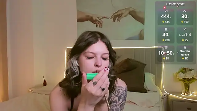 Lisa Blossom online show from 10-03-25, 06:04