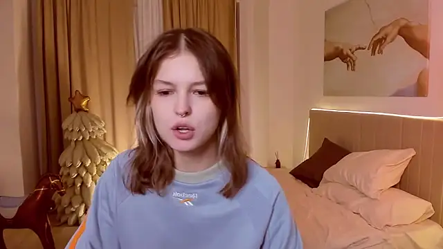 Lisa Blossom online show from 12-19-25, 06:05