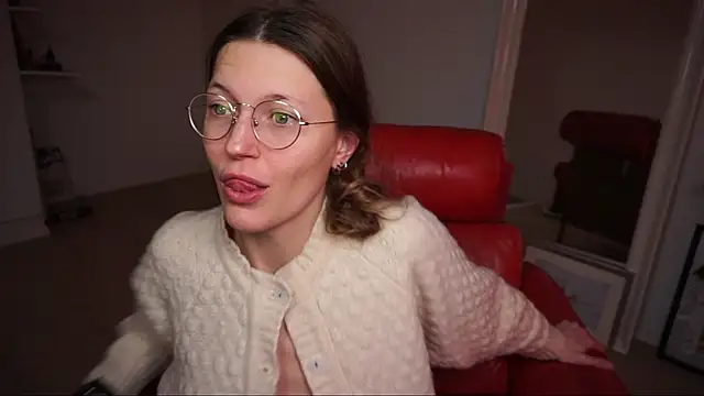 Scorpion Peach online show from 11-15-25, 05:06