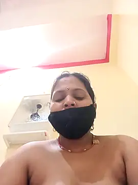 Snapshot of Rani_Devi143 chatting on 09-23-25, 01:23 Rani Devi143 online show from 09-23-25, 01:23