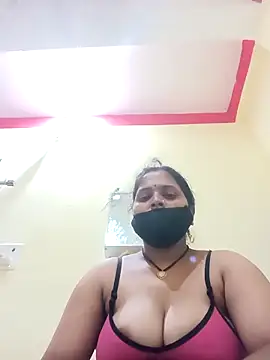 Snapshot of Rani_Devi143 chatting on 10-21-25, 02:55 Rani Devi143 online show from 10-21-25, 02:55