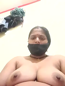 Snapshot of Rani_Devi143 chatting on 10-04-25, 03:24 Rani Devi143 online show from 10-04-25, 03:24
