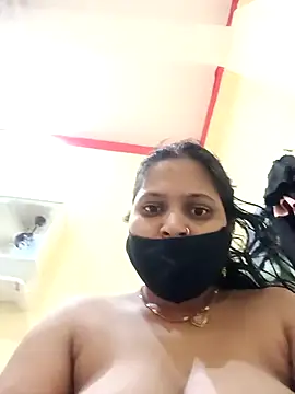 Snapshot of Rani_Devi143 chatting on 09-20-25, 02:49 Rani Devi143 online show from 09-20-25, 02:49